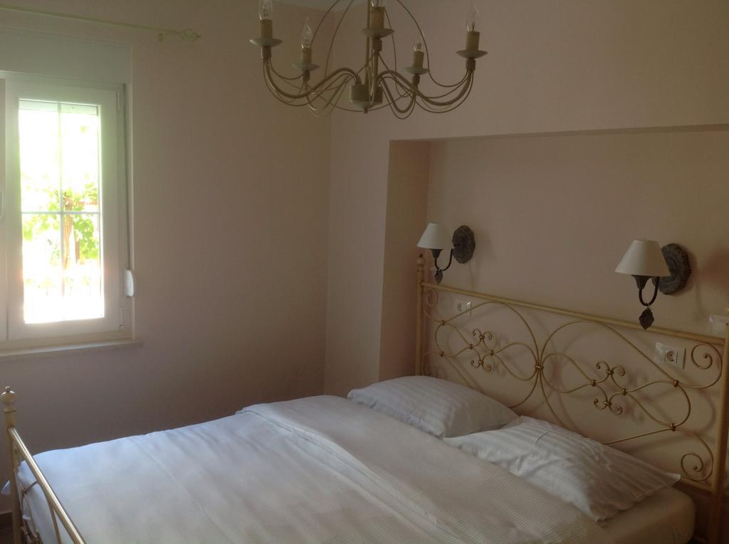 Apartment Provance Pula Kamer foto